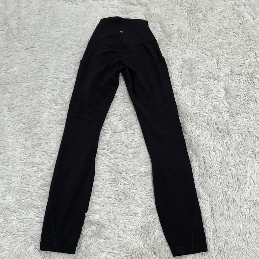 🎾 Lululemon Align High Rise Cropped Legging - Picture 2 of 4